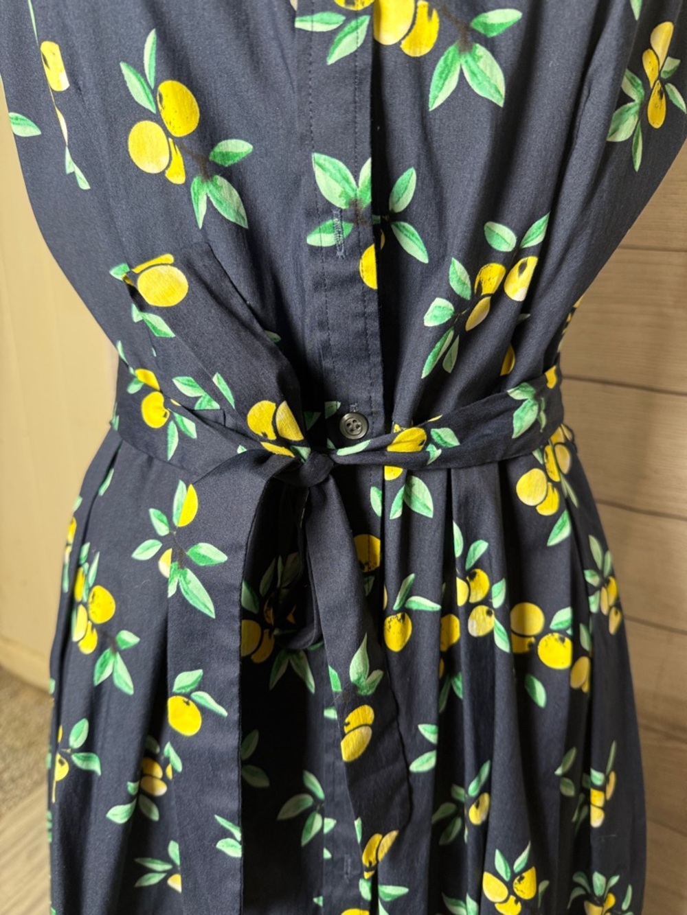 Sleeveless Navy Lemon Print Tie-Waist Dress Size 8 with pockets! - Picture 3 of 5